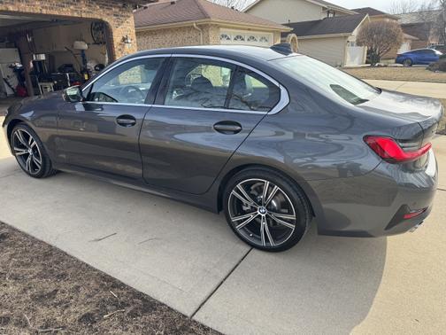 2021 BMW 330 i xDrive