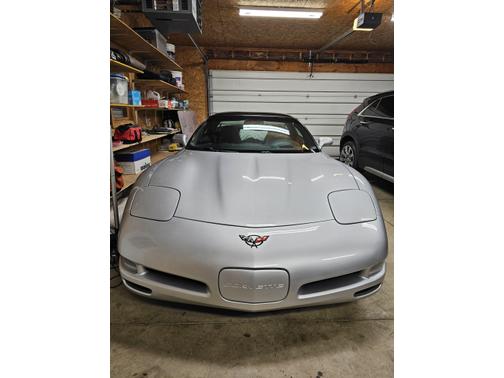 2001 Chevrolet Corvette Base