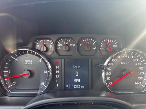 White 2018 Chevrolet Silverado 2500 WT