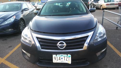 Photo 1 of 4 of 2013 Nissan Altima 2.5