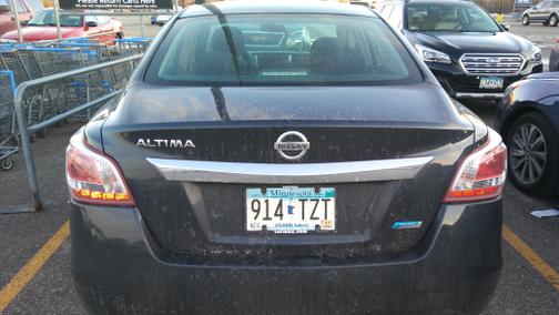 Photo 2 of 4 of 2013 Nissan Altima 2.5