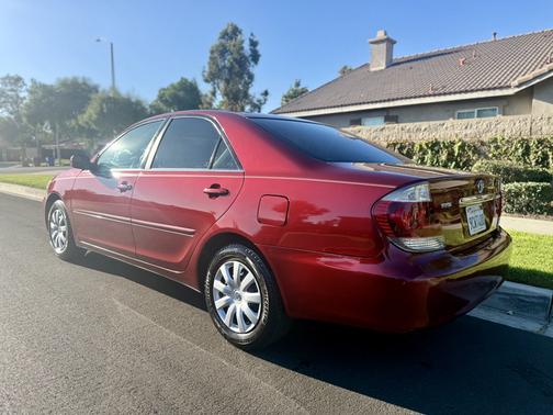 2005 Toyota Camry SE