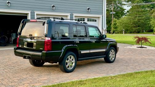 2009 Jeep Commander Overland