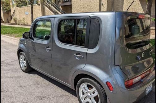 Gray 2012 Nissan Cube 1.8 SL