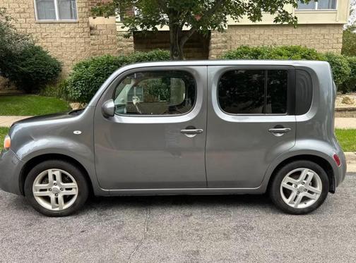 Gray 2012 Nissan Cube 1.8 SL