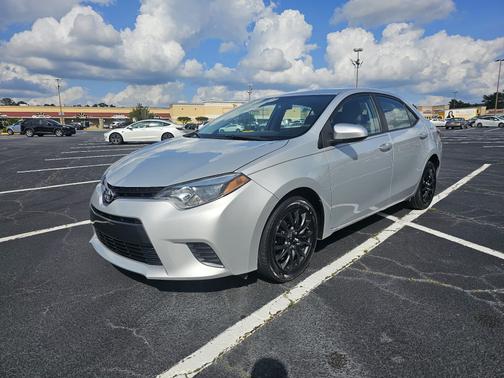 2015 Toyota Corolla LE