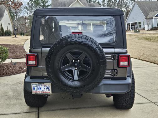 2021 Jeep Wrangler Sport