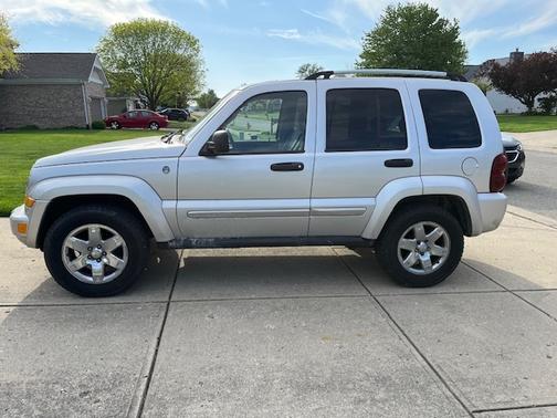 Silver 2006 Jeep Liberty Limited