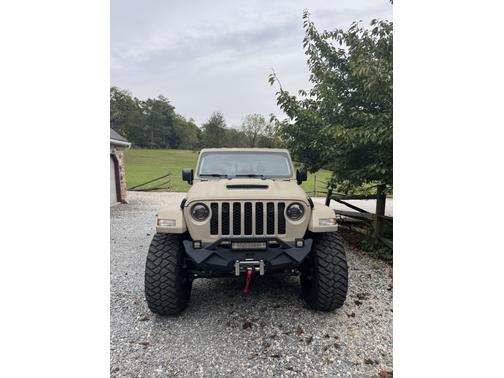 2023 Jeep Gladiator Sport S 