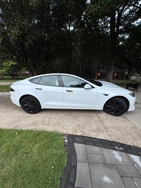 White 2024 Tesla Model S Long Range
