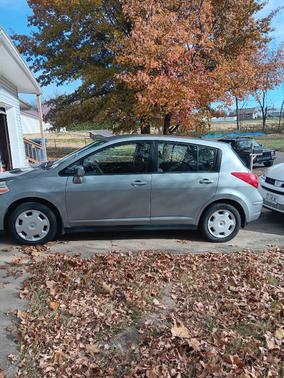 2009 Nissan Versa 1.8 S