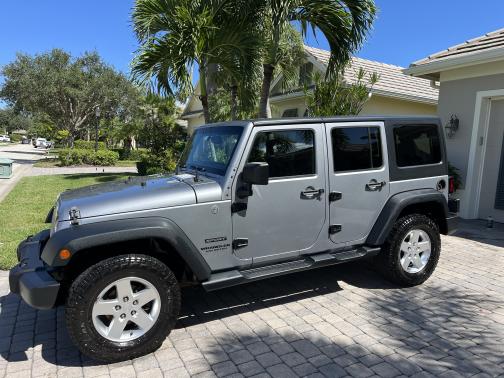 2014 Jeep Wrangler Unlimited Sport