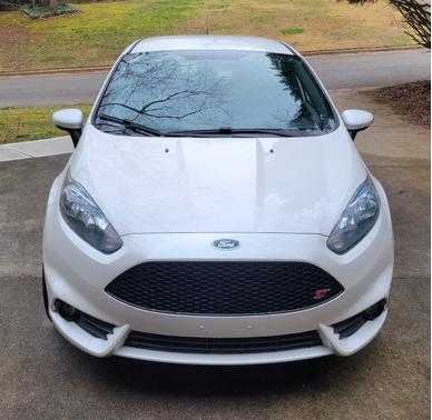 Photo 1 of 15 of 2018 Ford Fiesta ST