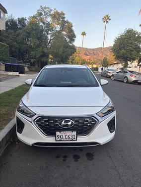 2022 Hyundai IONIQ Hybrid Blue