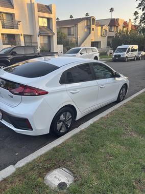 2022 Hyundai IONIQ Hybrid Blue