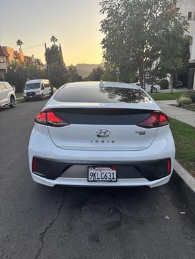 2022 Hyundai IONIQ Hybrid Blue