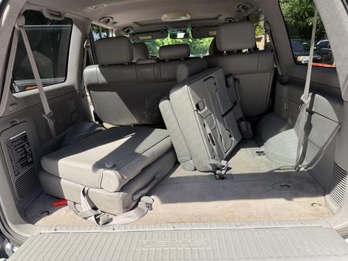 2005 Lexus LX 470 Base