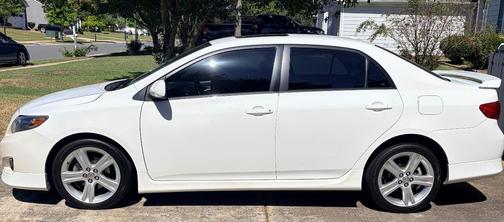 White 2009 Toyota Corolla XRS
