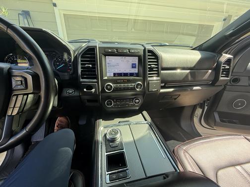 White 2021 Ford Expedition Max Limited