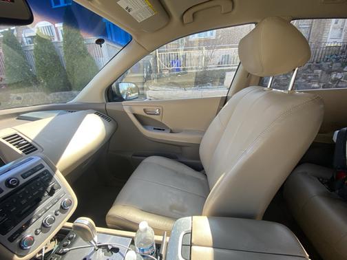 Red 2007 Nissan Murano SL