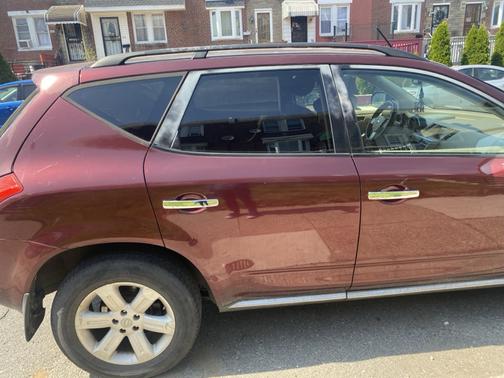 Red 2007 Nissan Murano SL