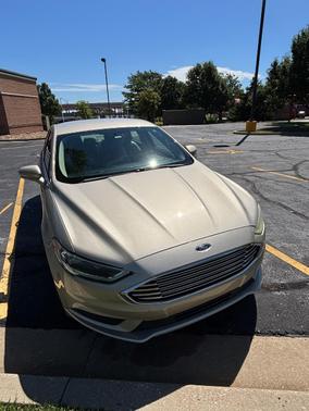 Gold 2017 Ford Fusion SE