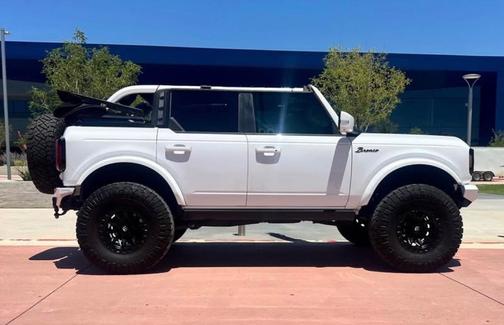White 2023 Ford Bronco Outer Banks