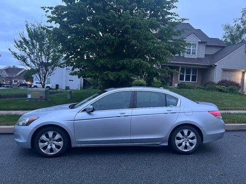Gray 2009 Honda Accord EX-L