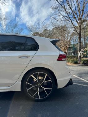 2024 Volkswagen Golf R 2.0T Manual