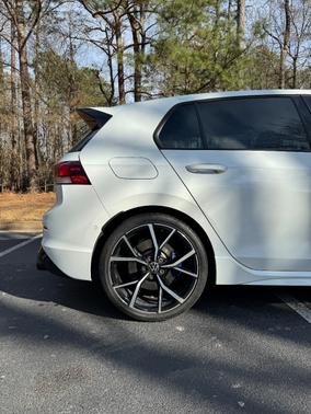 2024 Volkswagen Golf R 2.0T Manual