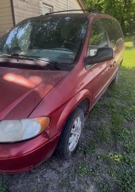 Red 2001 Chrysler Town & Country LX