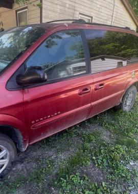Red 2001 Chrysler Town & Country LX