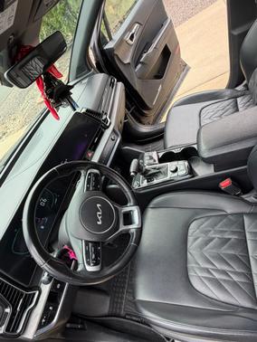 Black 2023 Kia Sportage X-Line