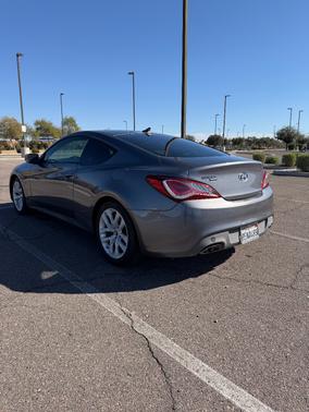 2013 Hyundai Genesis Coupe 2.0T Premium