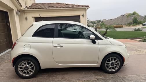 Beige 2013 FIAT 500 Pop