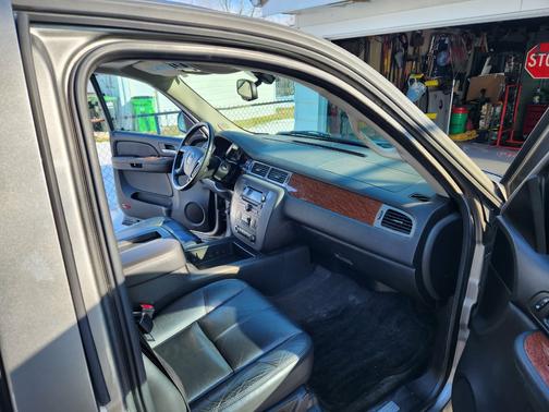 2008 GMC Yukon XL 1500 SLT