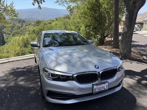 2020 BMW 530e xDrive iPerformance