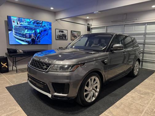 Gray 2018 Land Rover Range Rover Sport HSE