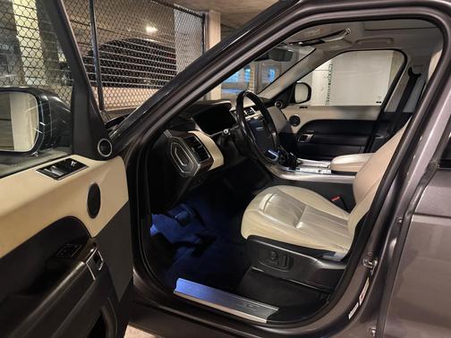 Gray 2018 Land Rover Range Rover Sport HSE