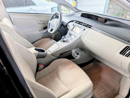 2014 Toyota Prius Three