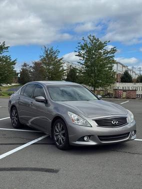 Gray 2009 INFINITI G37 x