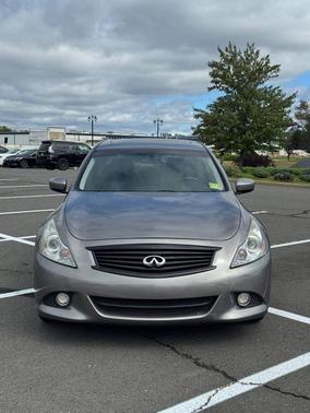 Gray 2009 INFINITI G37 x