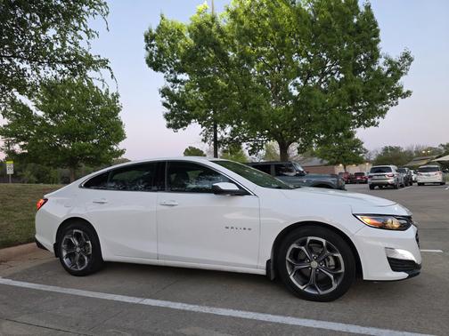 White 2020 Chevrolet Malibu LT