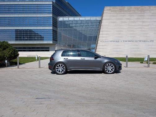 Gray 2019 Volkswagen Golf R 4-Door w/DCC & Navigation