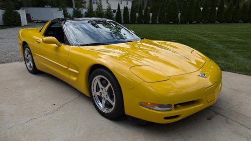 2003 Chevrolet Corvette Base