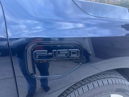 2023 Ford F-150 Lightning Platinum
