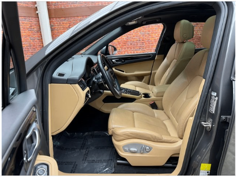 2018 Porsche Macan Macan