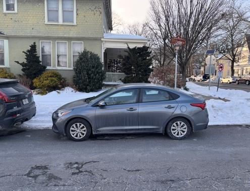2019 Hyundai Accent SE