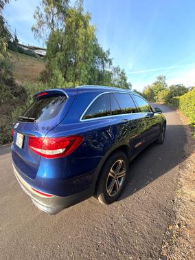 Blue 2018 Mercedes-Benz GLC 300 Base