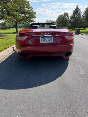 Red 2015 Maserati GranTurismo Base
